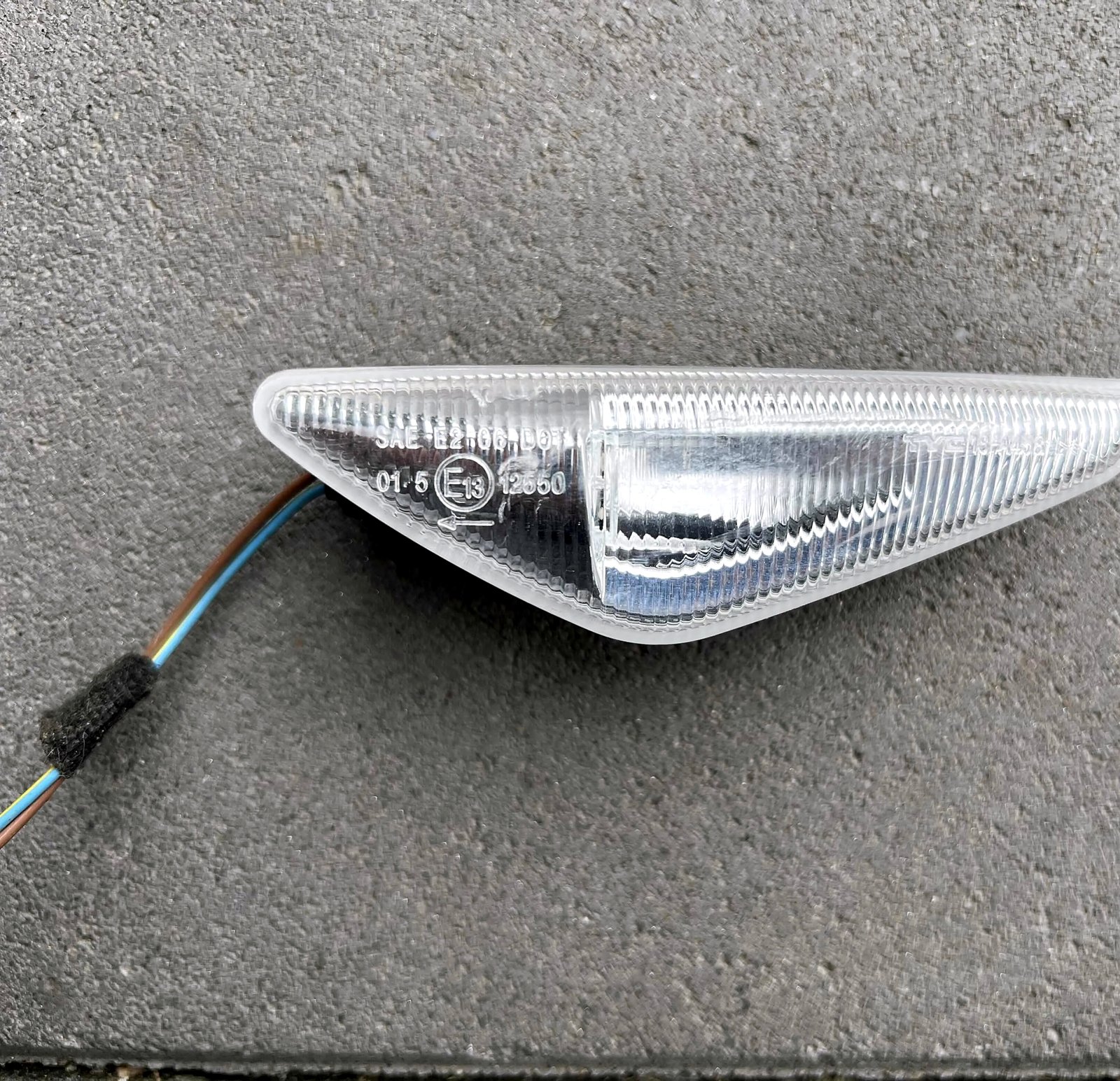 Left front turn signal indicator BMW X6