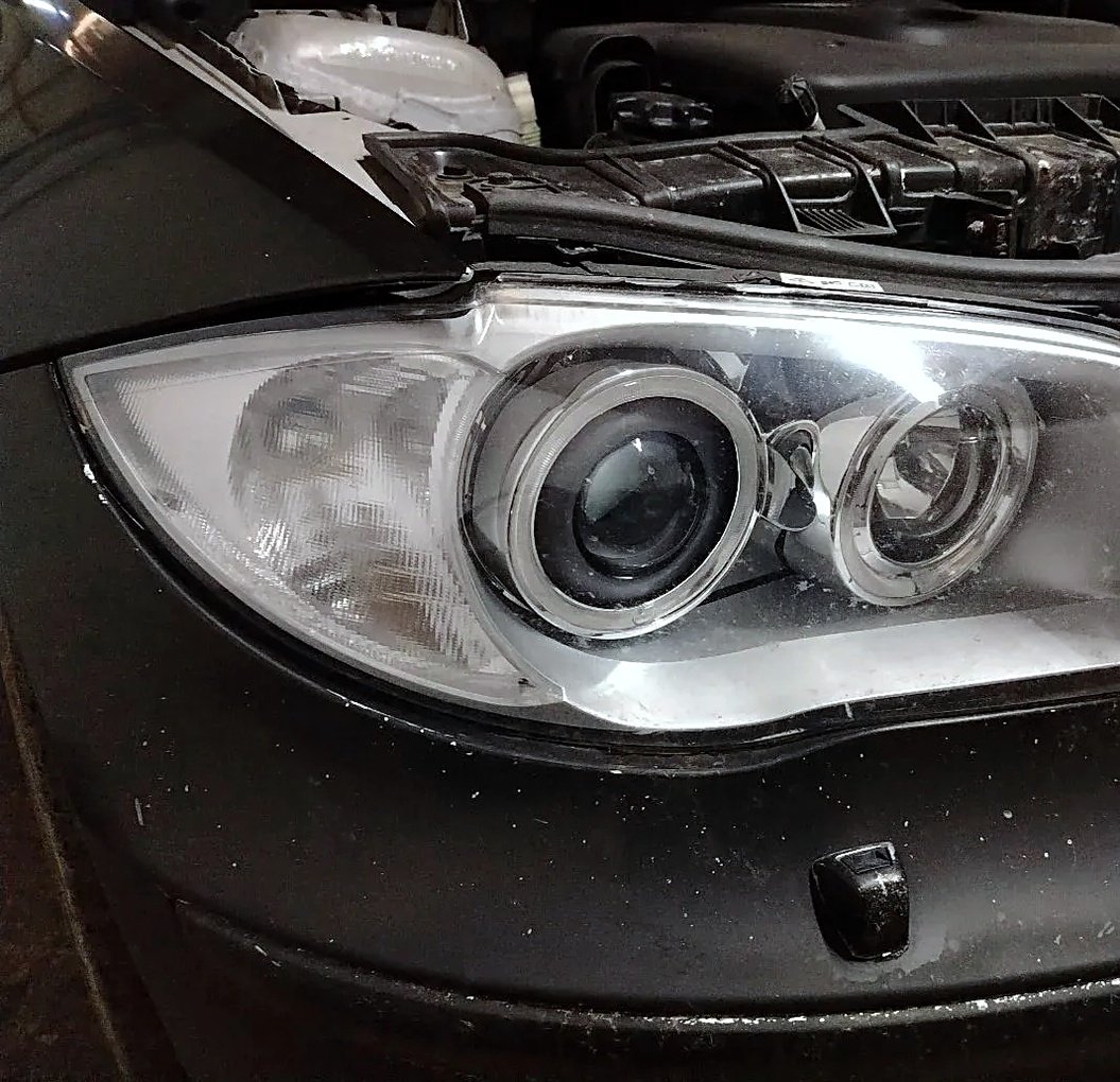 Xenon headlight BMW E87