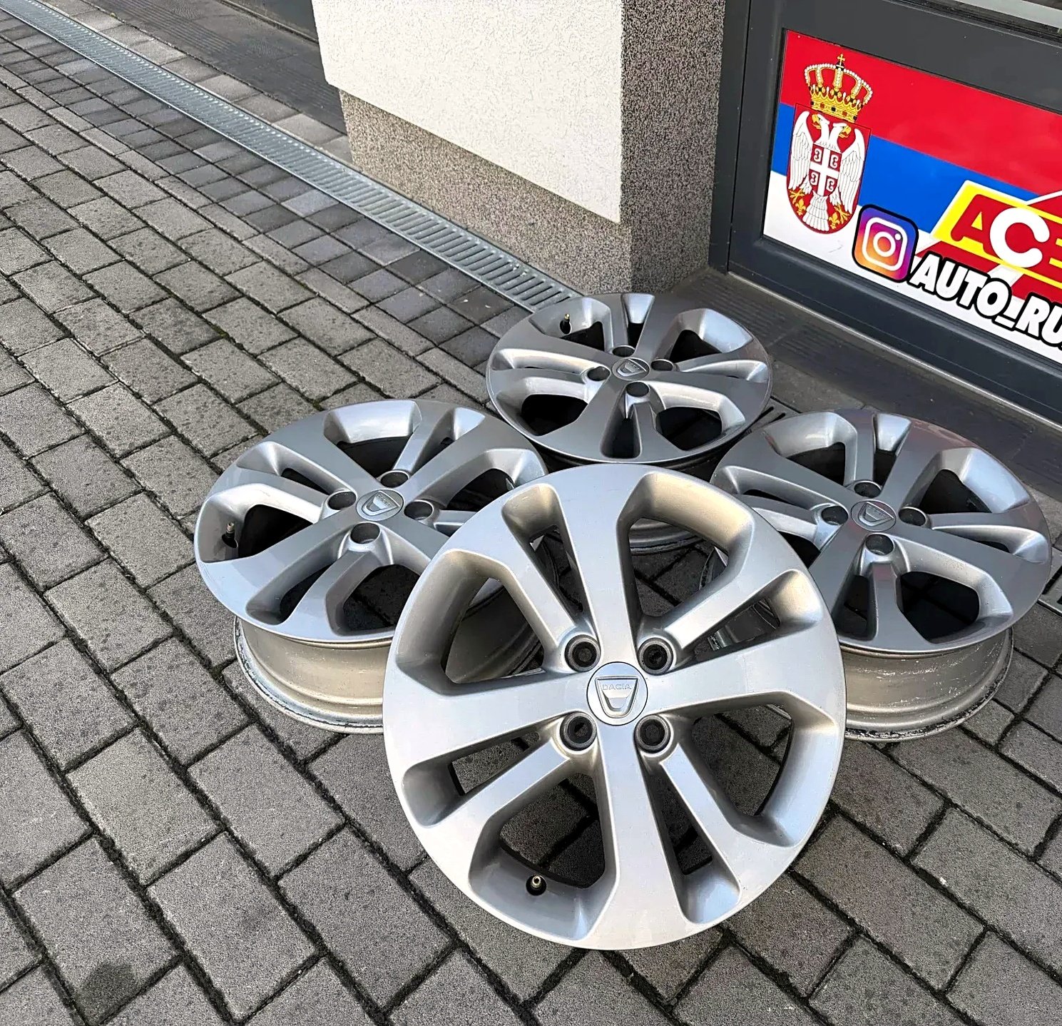 Renault Dacia Panache R16 alloy wheel 6J ET40 4x100 DIA60.1