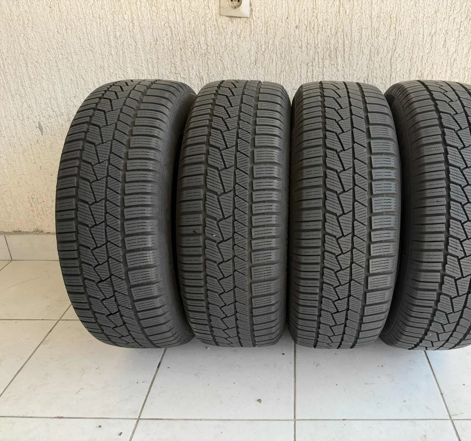 Continental 205/60 R16 winter tyres