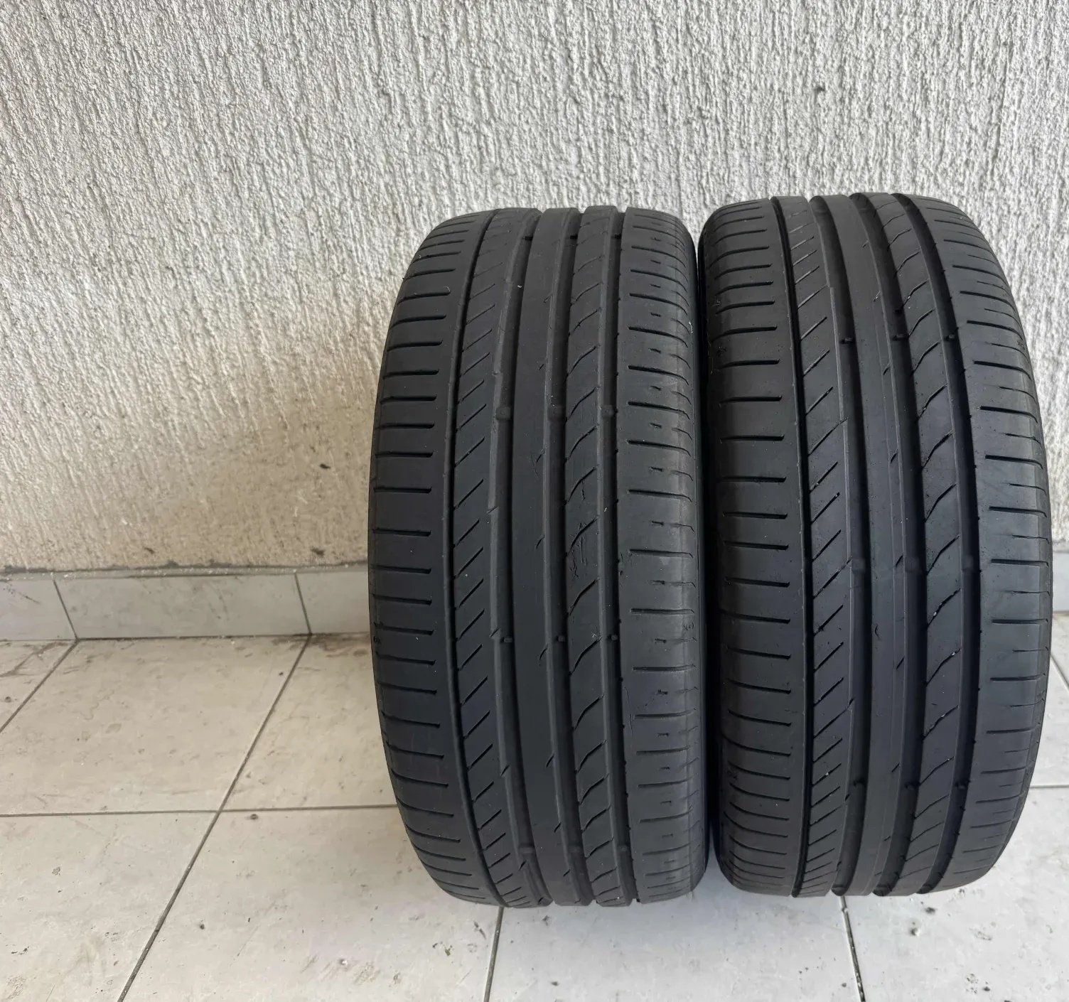 Continental 225/45 R17 Summer Tyres