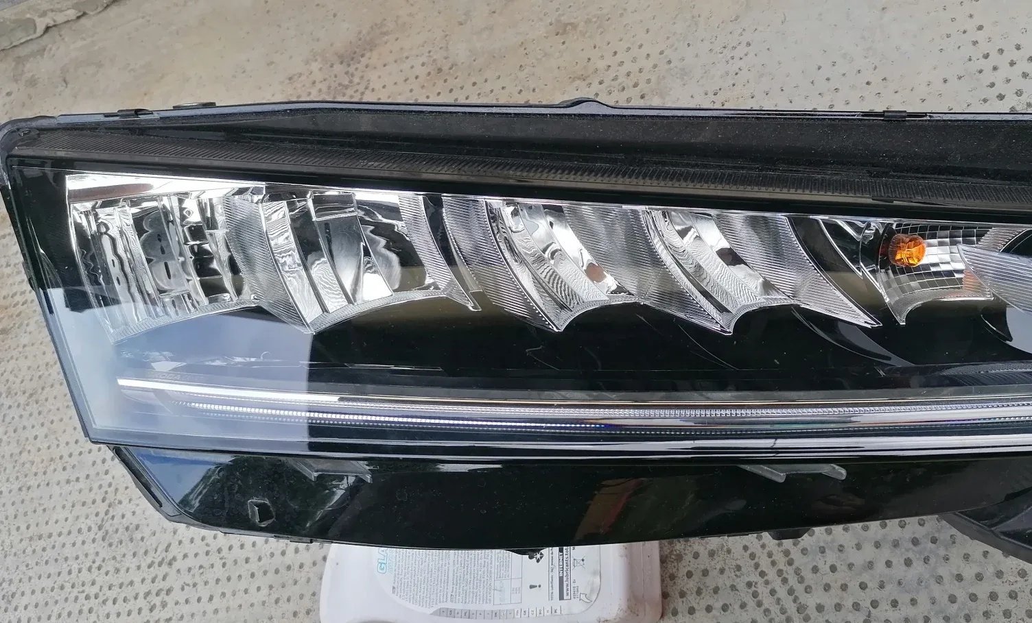 Right LED headlight Škoda Octavia IV