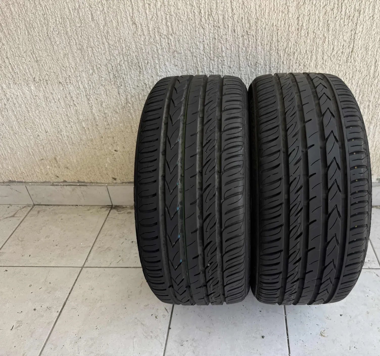 Viking 225/40 R18 summer tyre