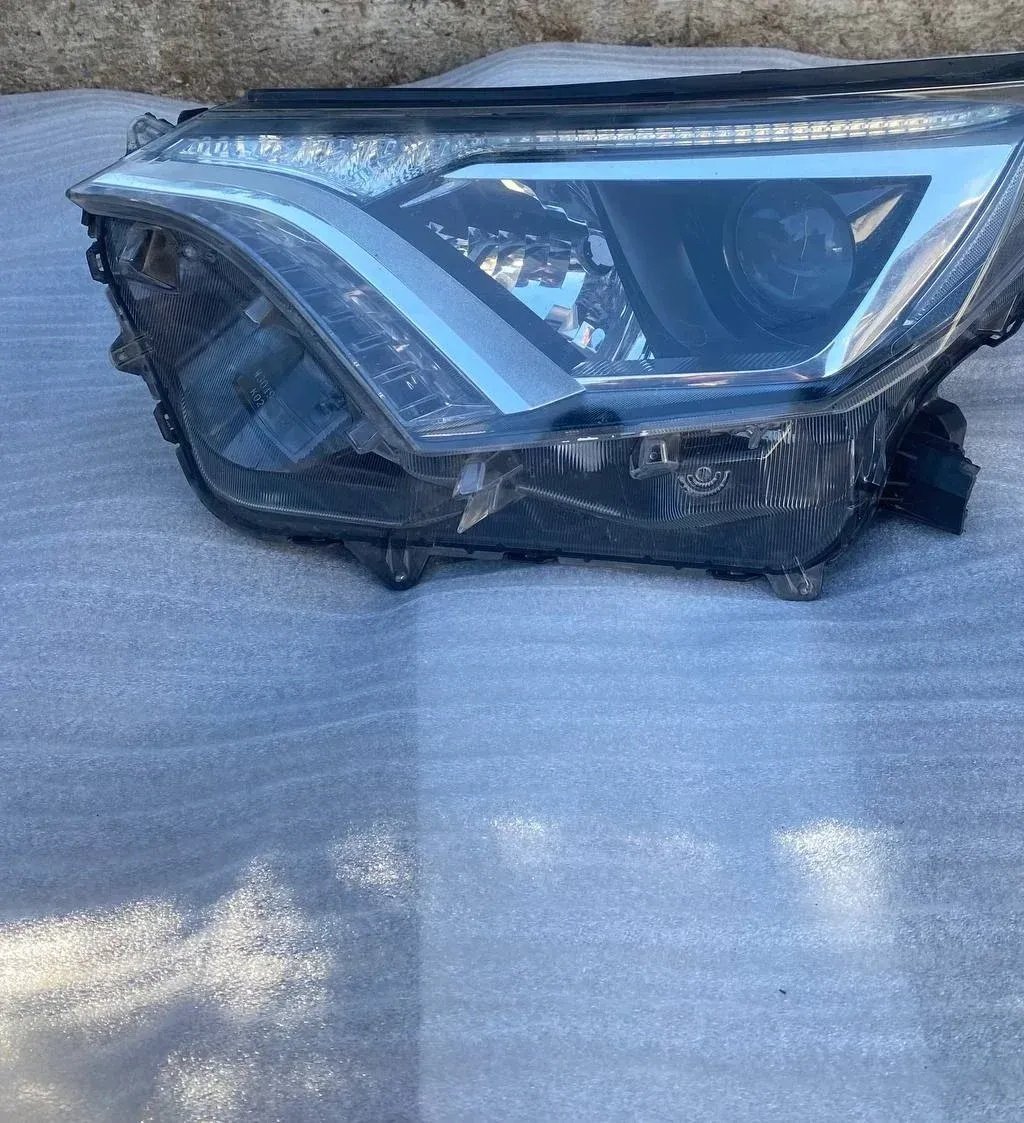 FAR Toyota RAV4 2016-2018