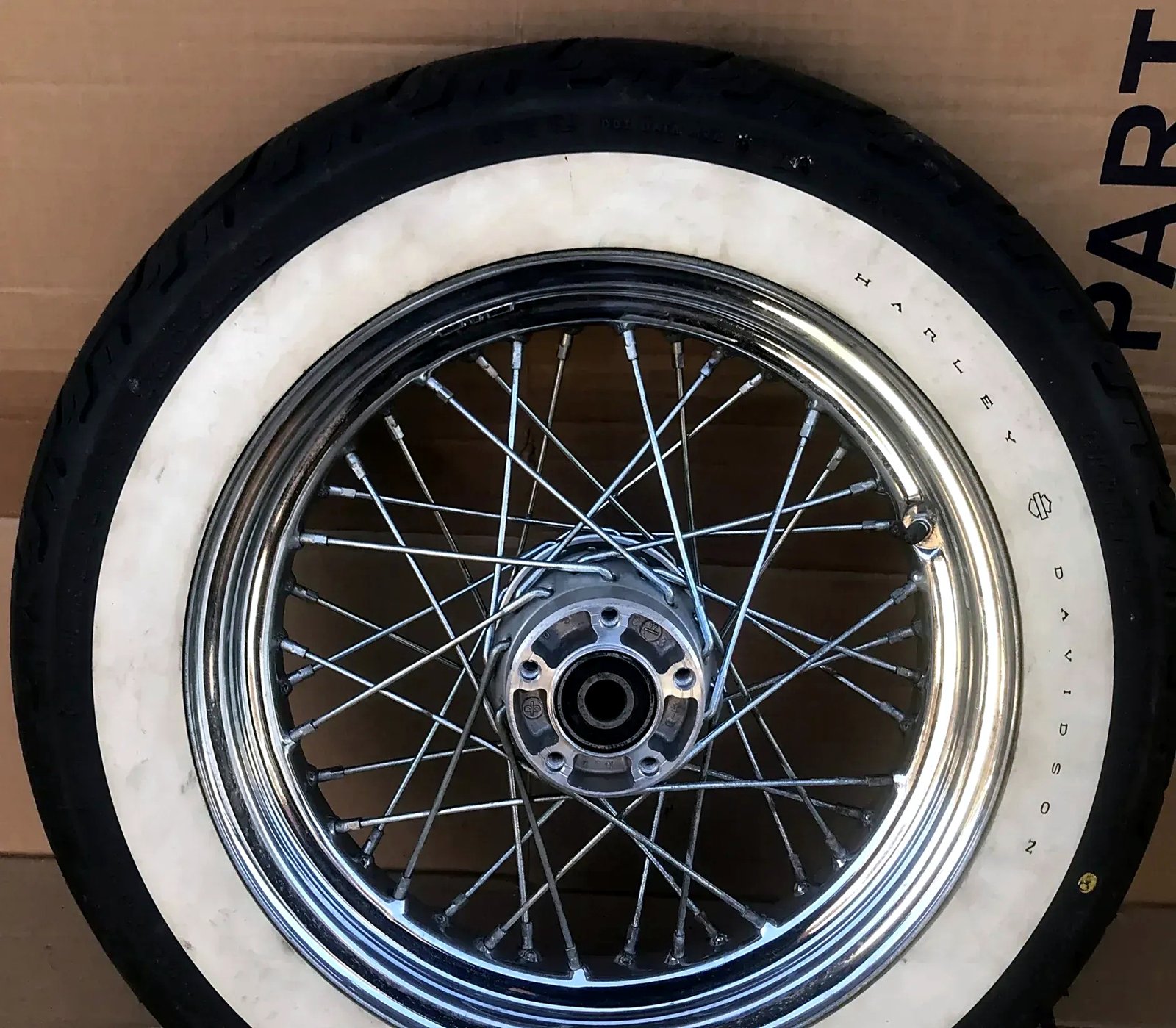 Zadnji točak Harley Davidson Softail 16x3.00