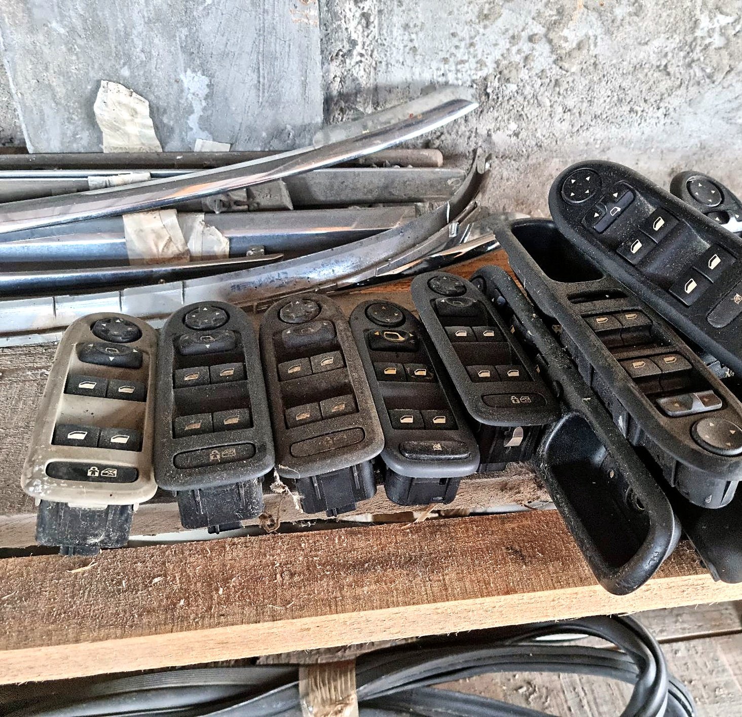 Citroen Peugeot window switches