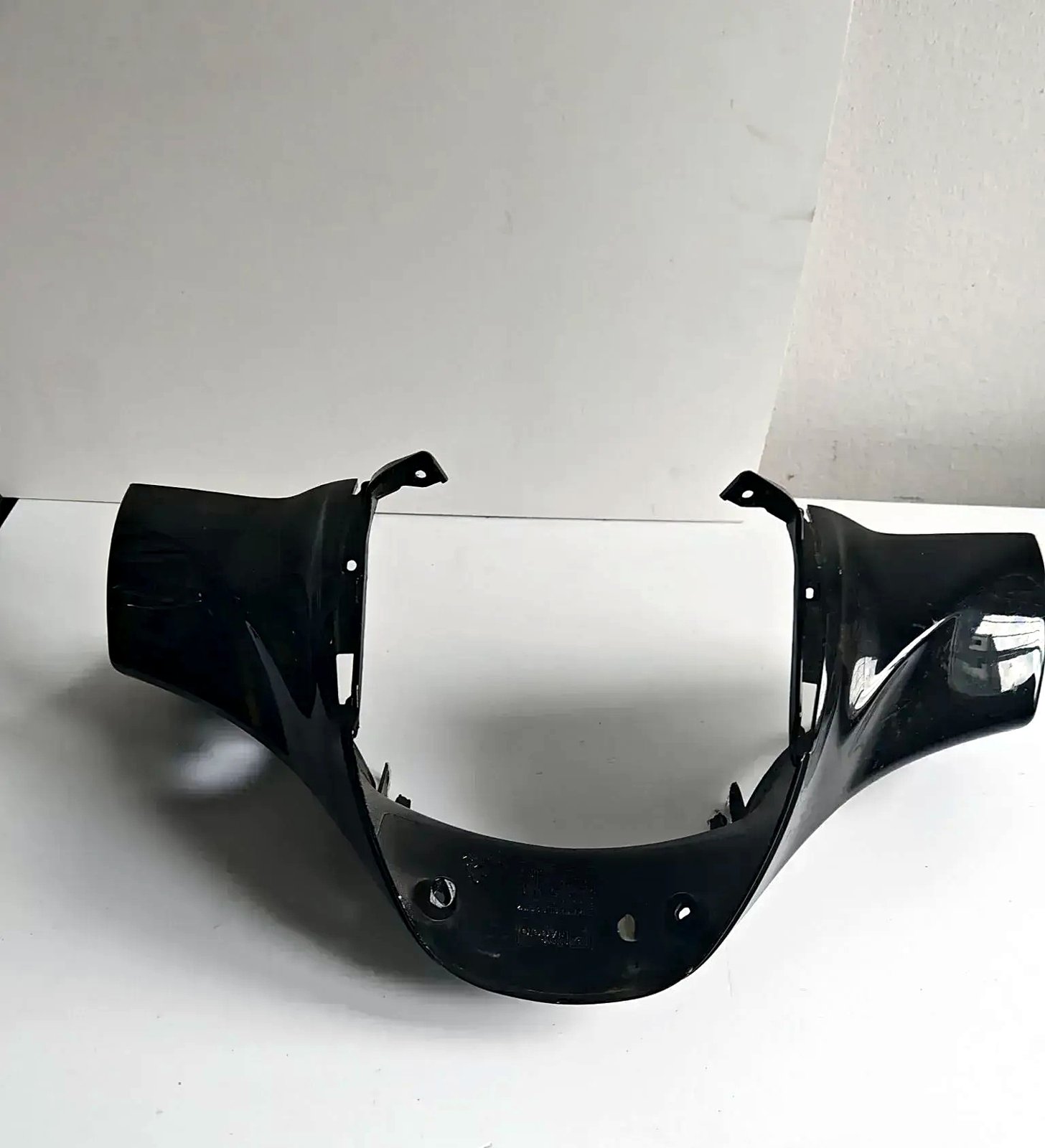Front headlight mask Piaggio Beverly 125/300/350