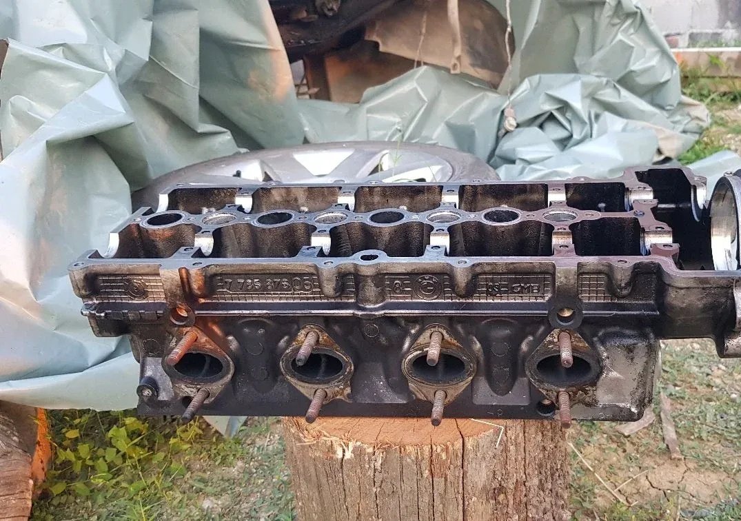 Engine head BMW E46 320d