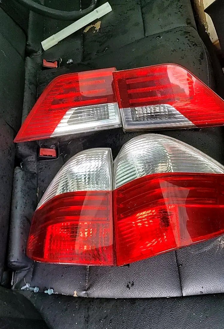 Stop svetla BMW X3 E83 LCI