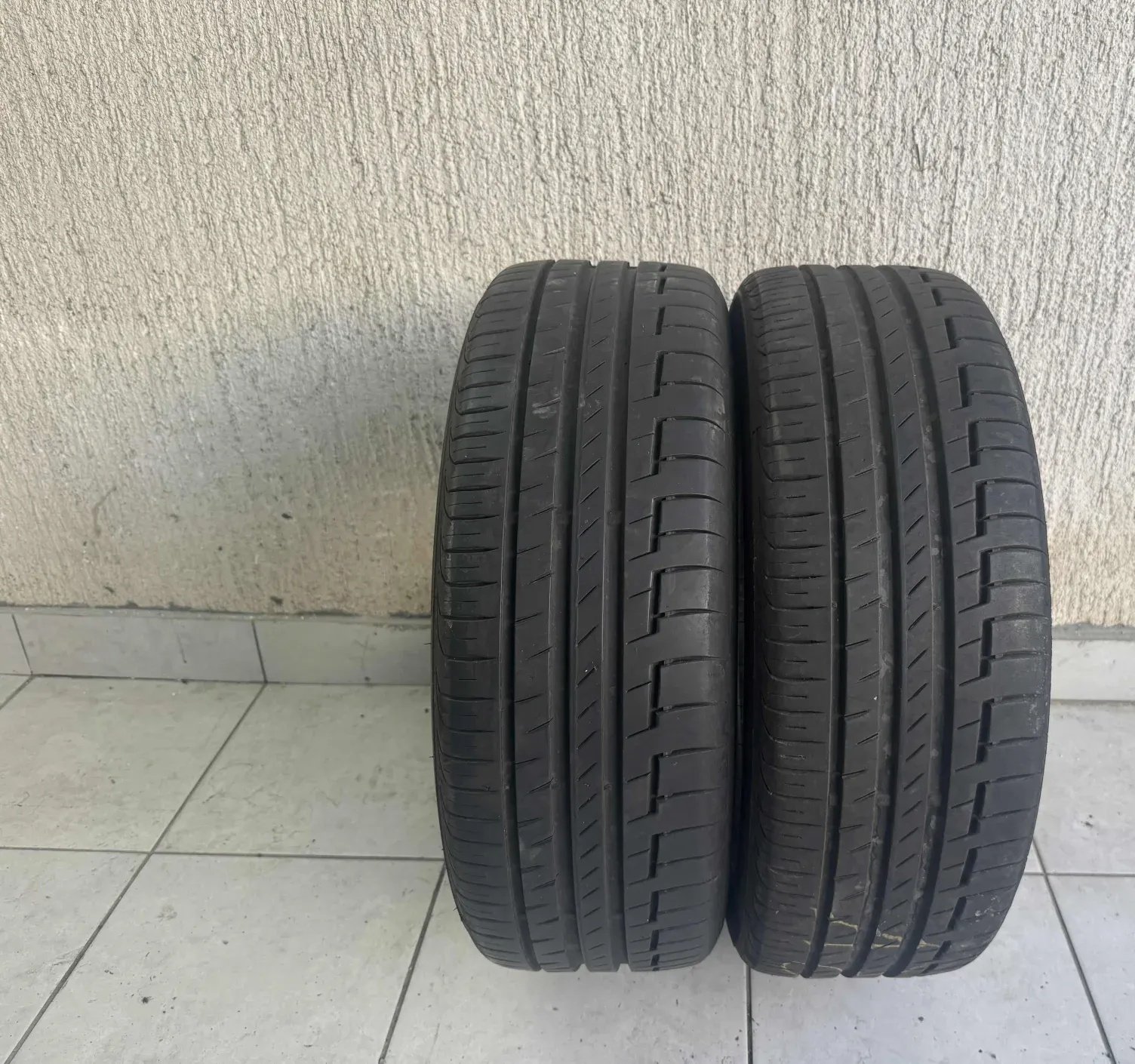 Continental 205/55 R17 summer tyres