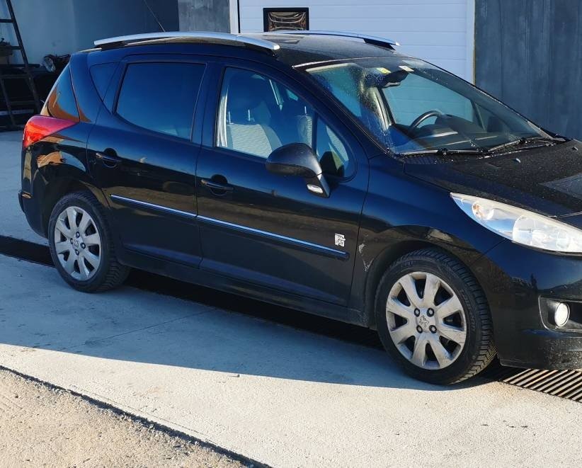 Pezo 207 SW delovi