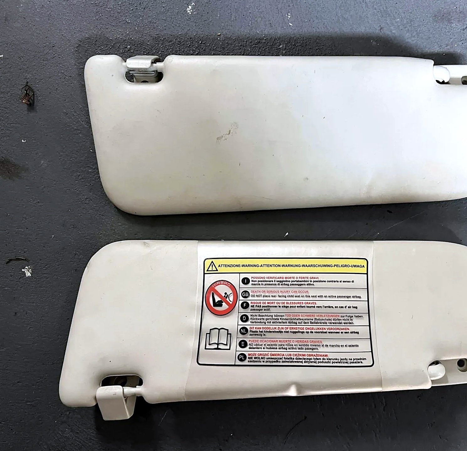 Fiat 500 suncobran levi desni
