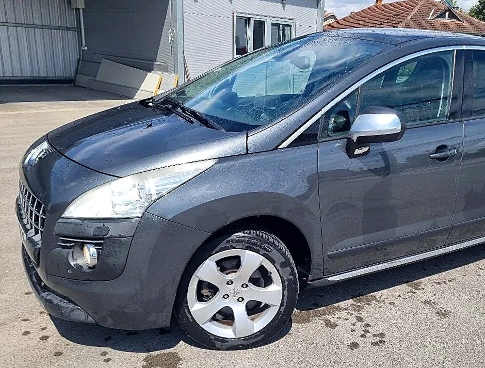 Peugeot 3008 2.0 HDi Allure (2010) kompletan automobil