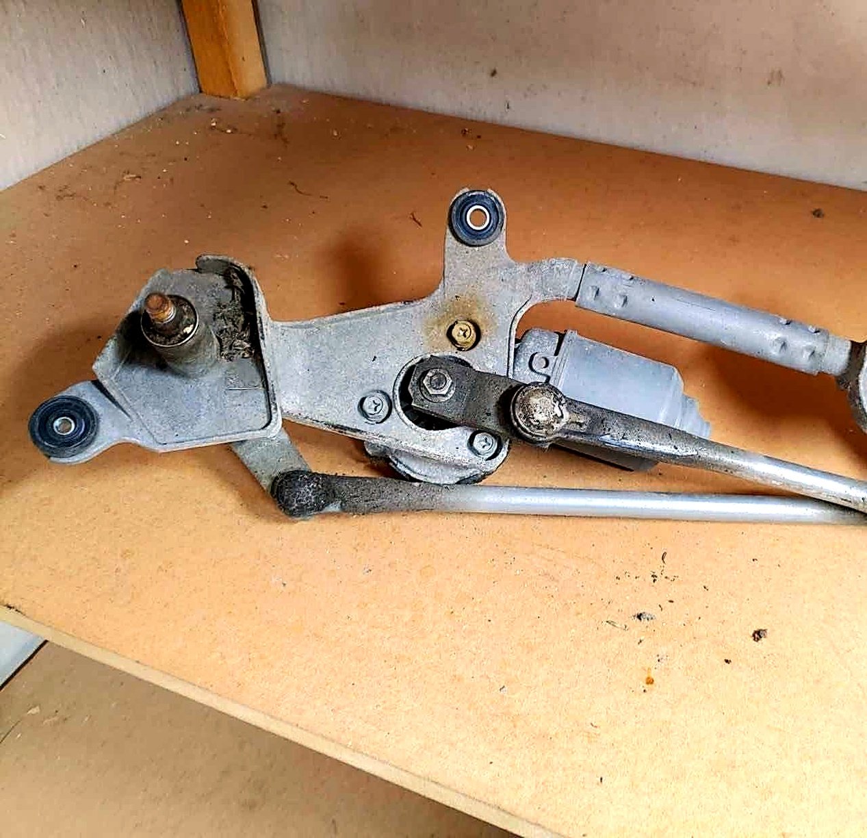 Wiper arms Suzuki SX4