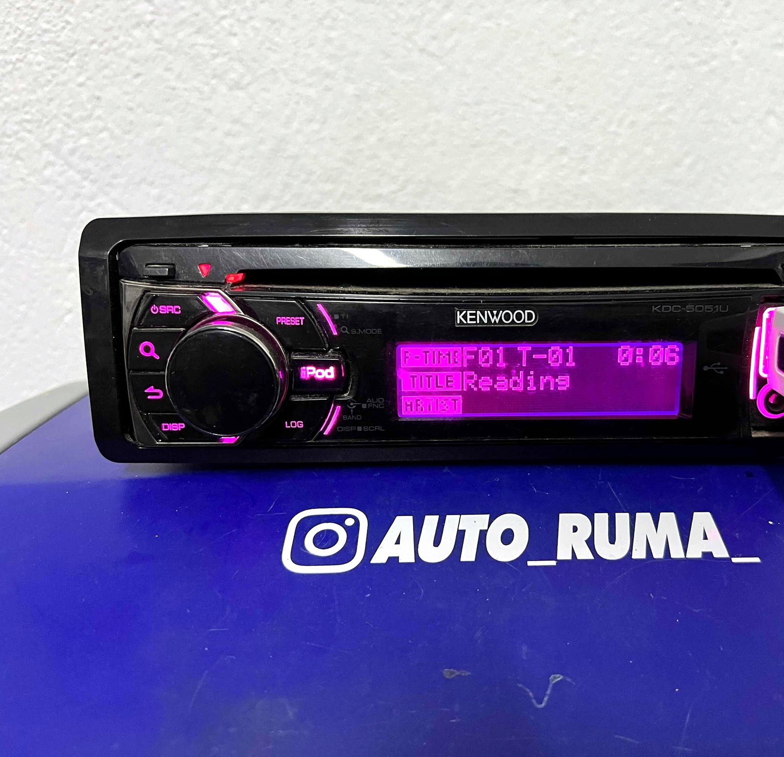 Kenwood KDC-5051U CD Aux USB iPod car radio