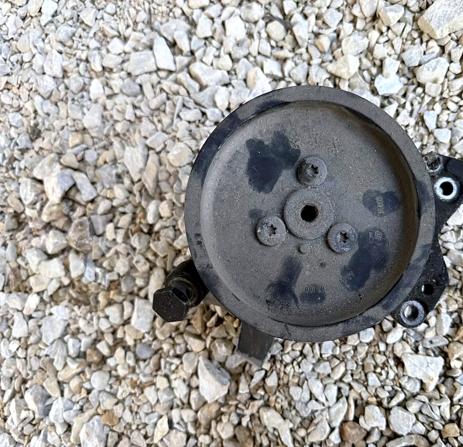 Pumpa servoupravljača BMW E60 E61 530d