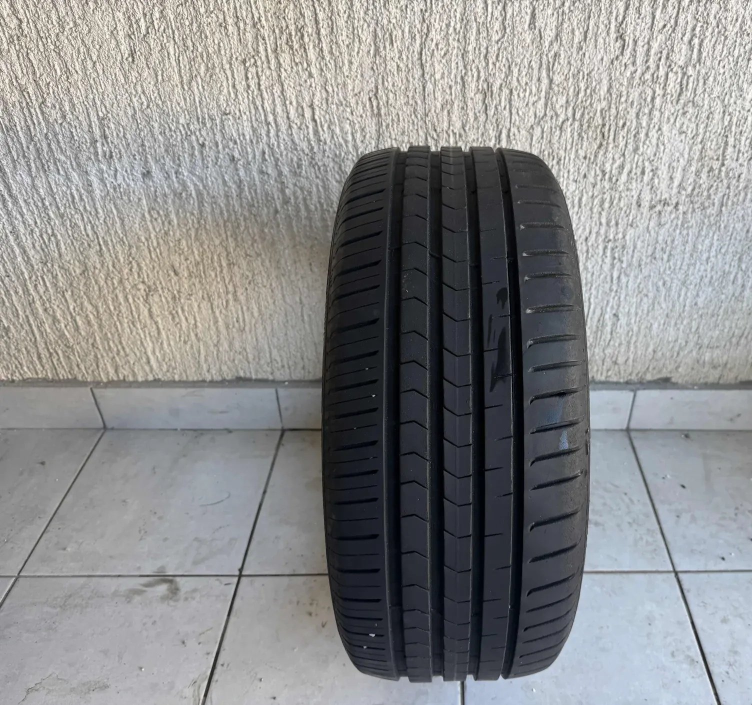 Vredestein Summer Tyre 235/45 R17