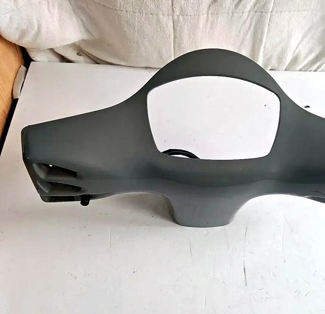 Vespa GTS tech maska km sata 1B005762