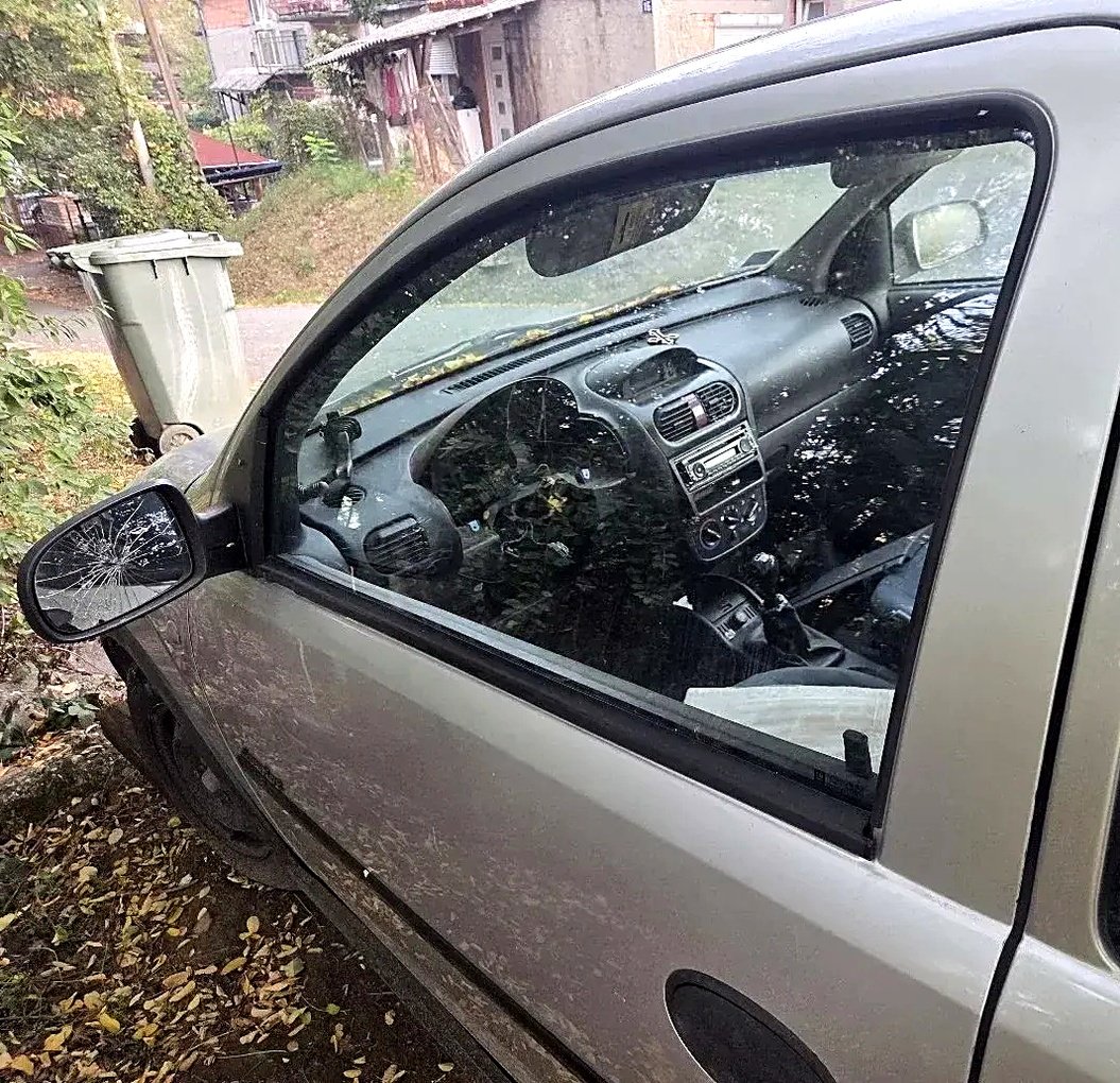 Front left door Opel Corsa C 2/3 door