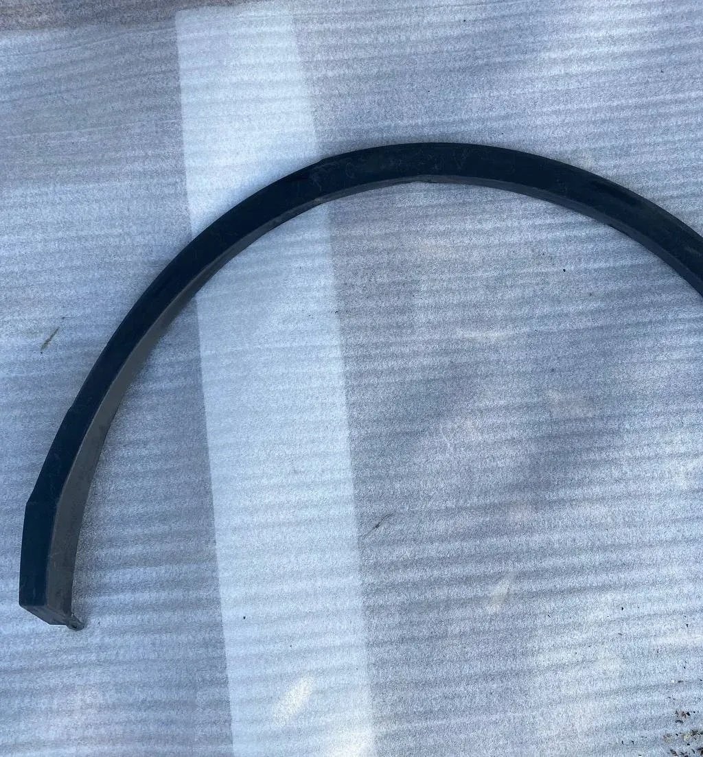 Plastic wheel arch liner VW Tiguan 017/022