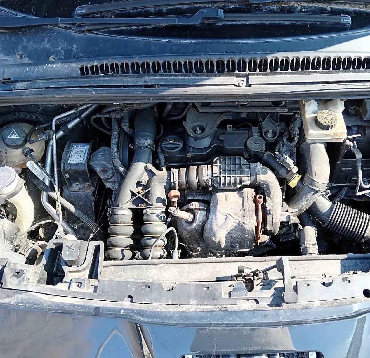 Complete engine Peugeot Citroen 1.6 e-HDi