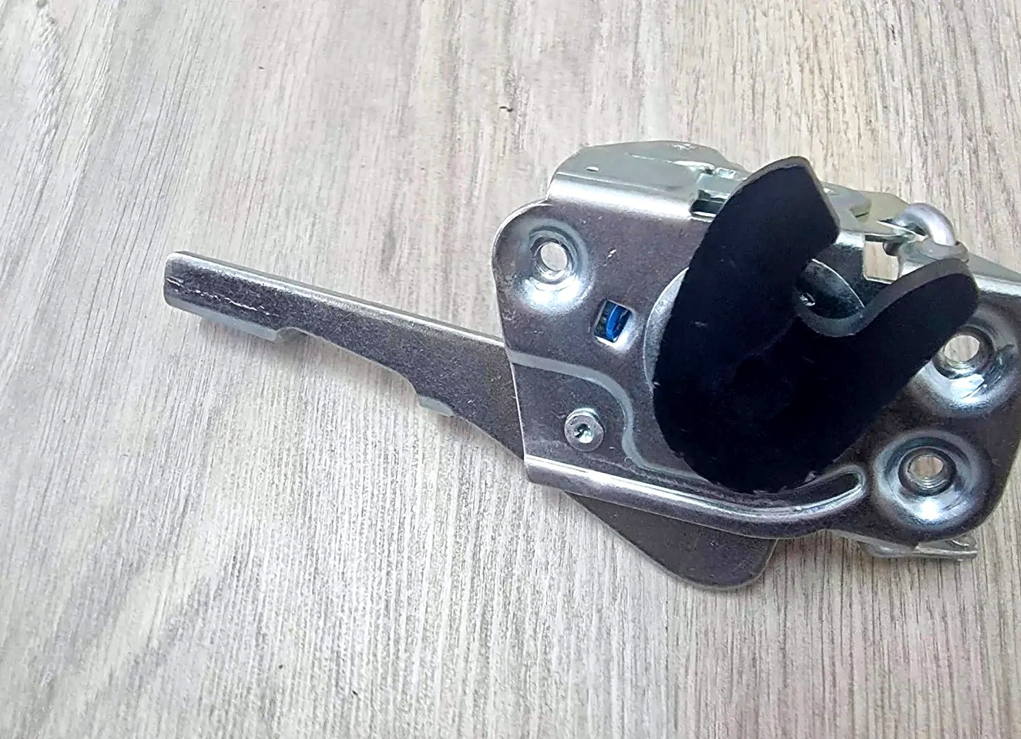 Interior door lock left Yugo Z101