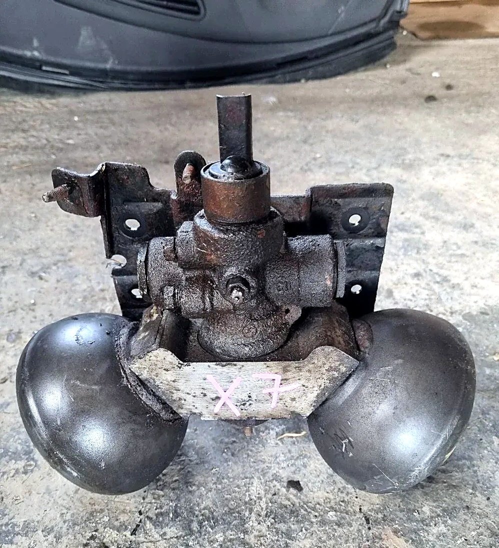 Rear valve with bombs Citroen C5 X7