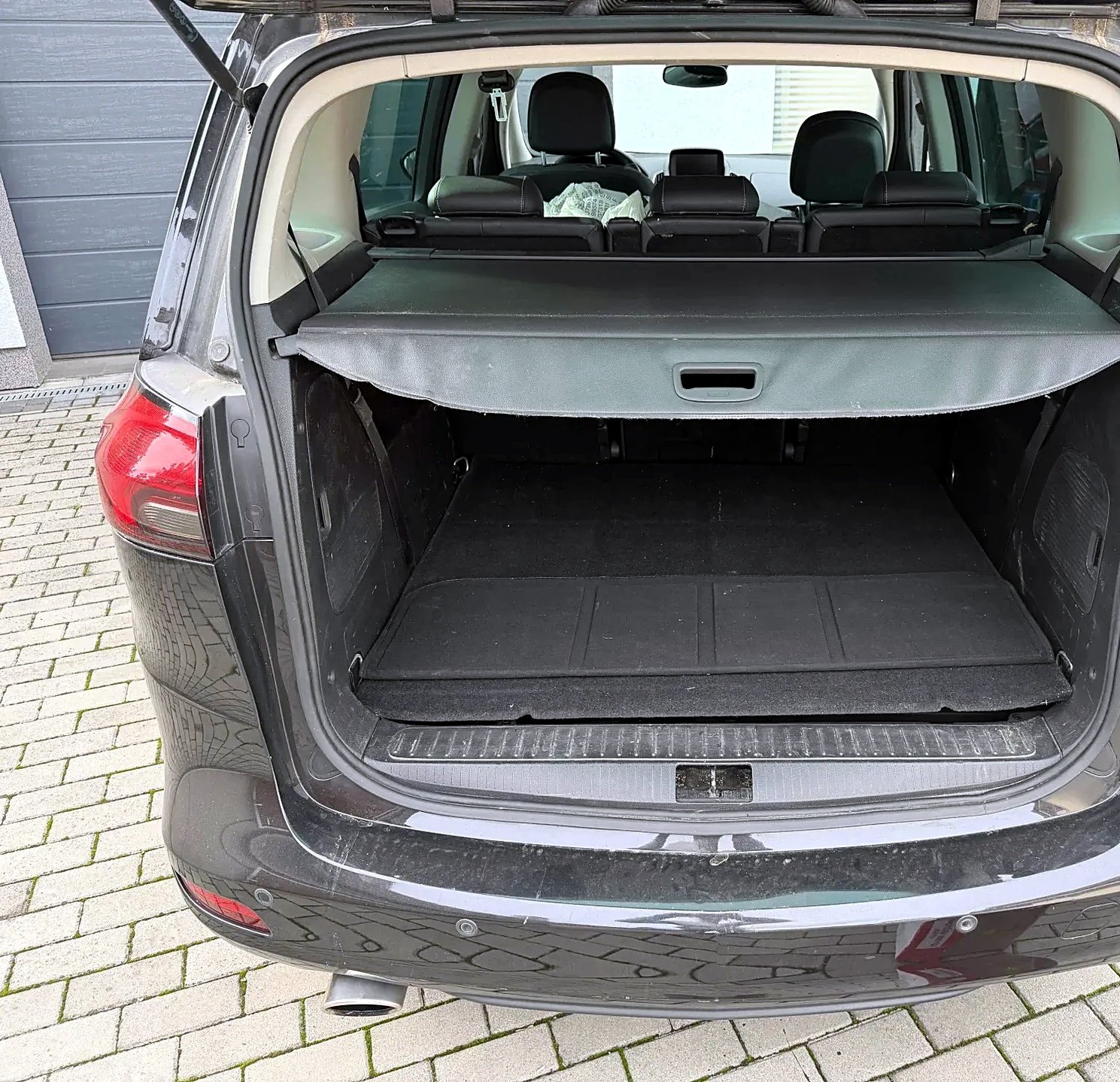 Roletna zavesa prtljažnika Opel Zafira C