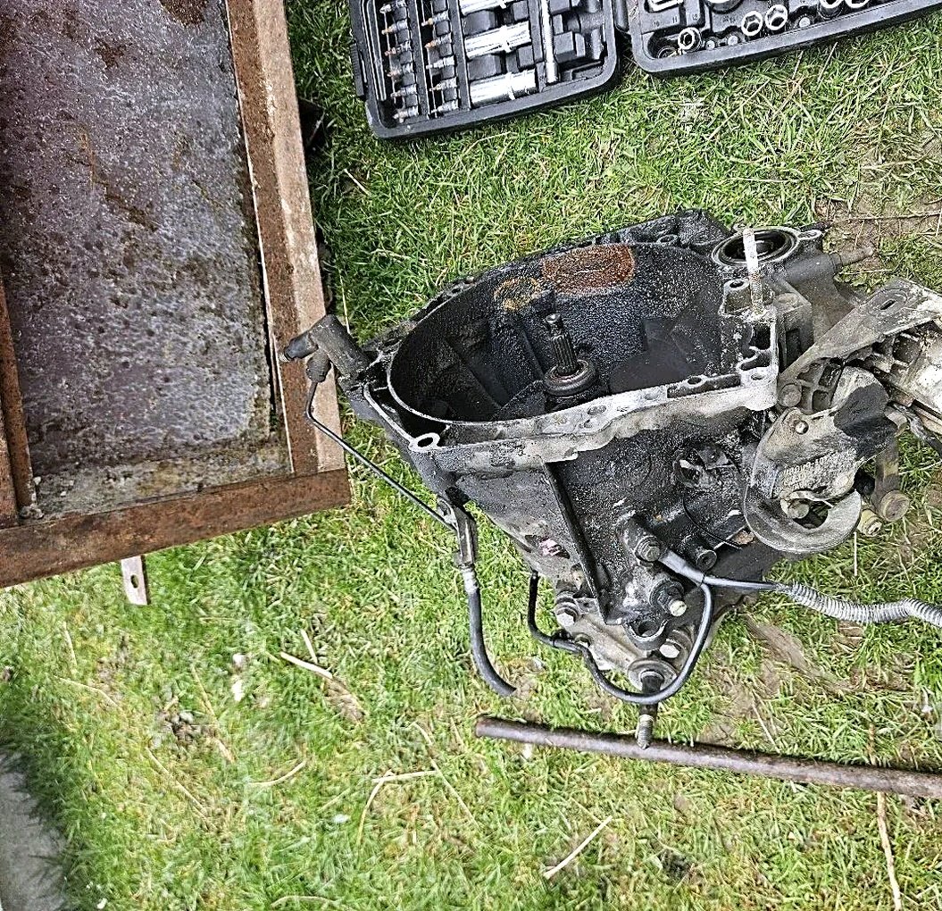 Gearbox Peugeot 307 1.6 HDi 80 kW