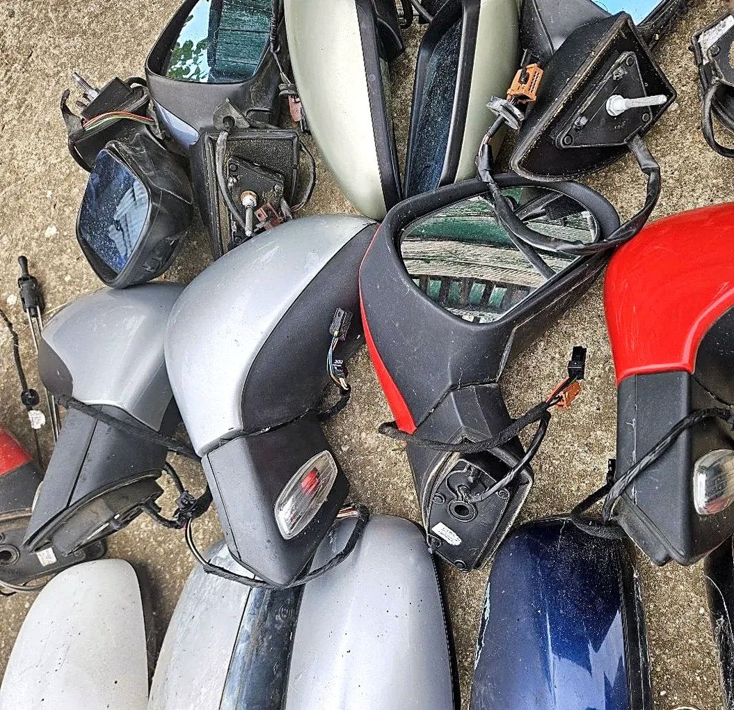 Peugeot Citroen 206, 207, 307, 308, 407, C4, C4 Picasso side mirrors
