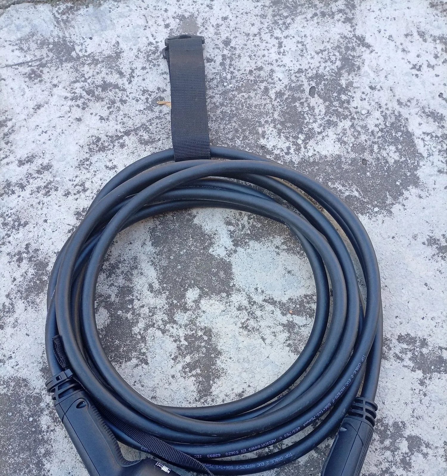 EV Charging Cable 22KW 32A 480V 3-Phase 7.5m