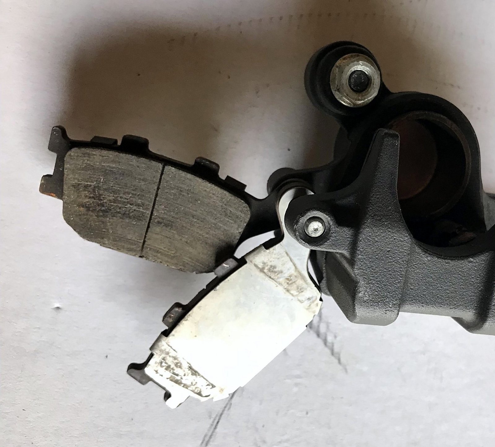 Zadnja kočiona klešta Kawasaki Z750 2007