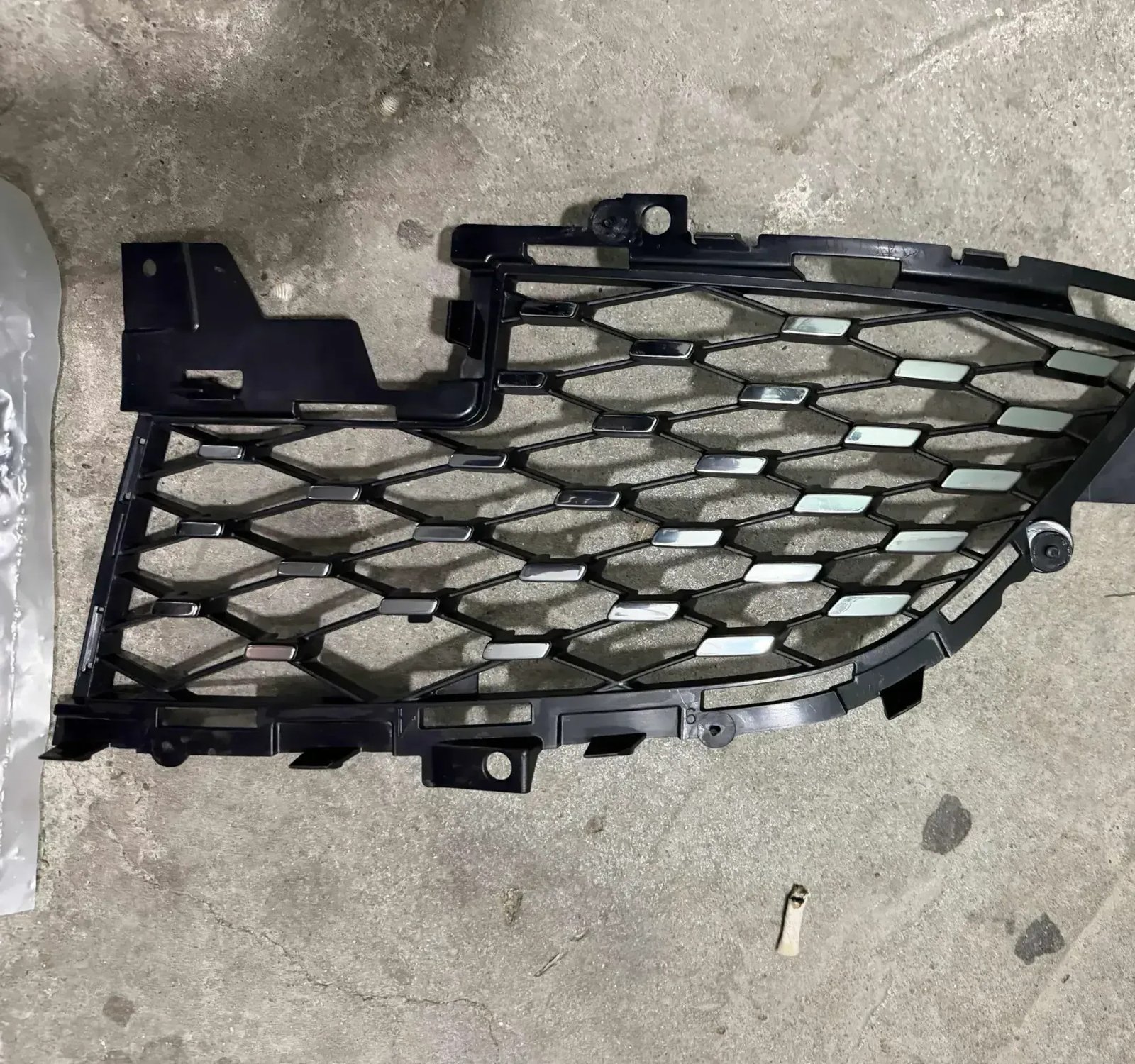 Renault Zoe Front Grille