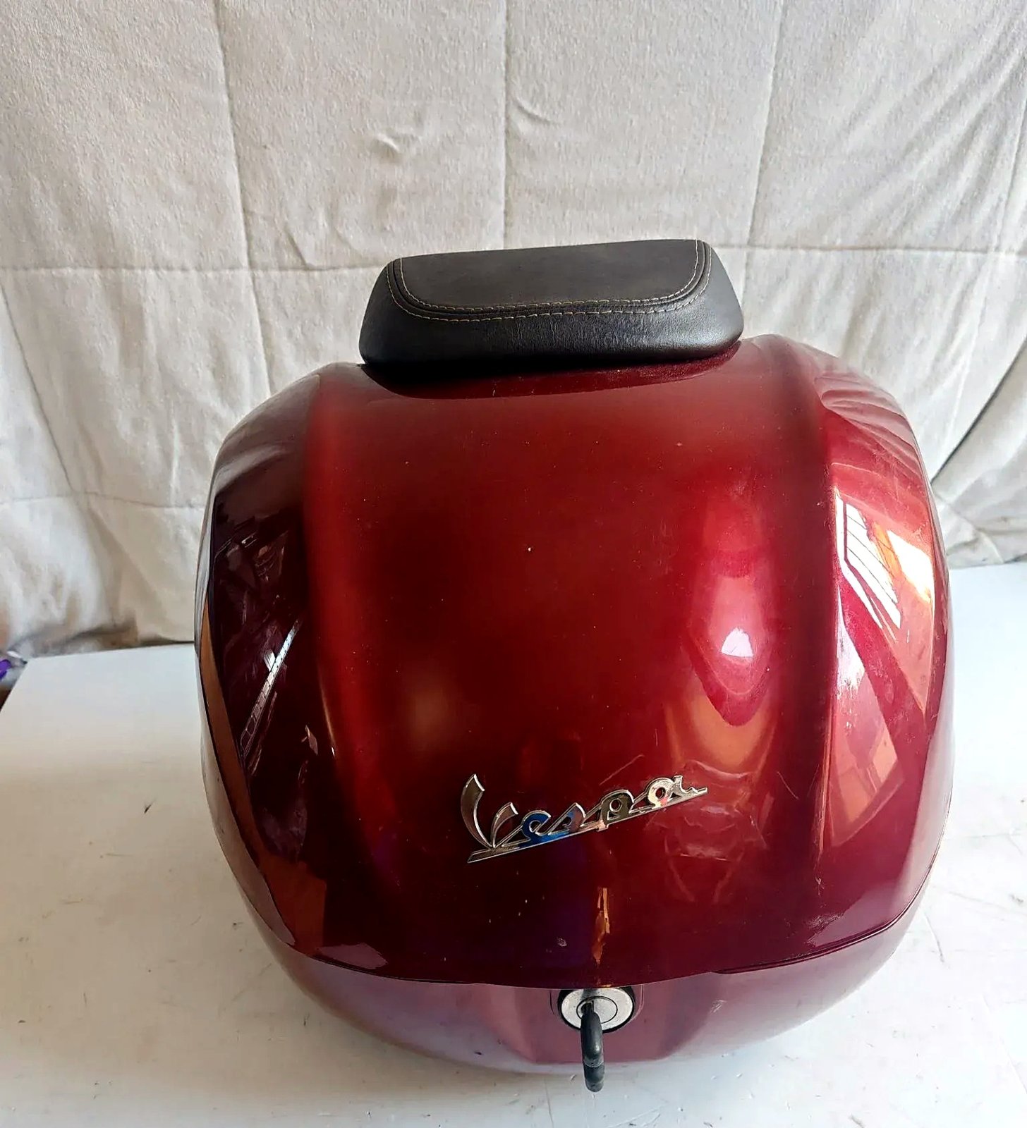 Original trunk for Vespa Primavera