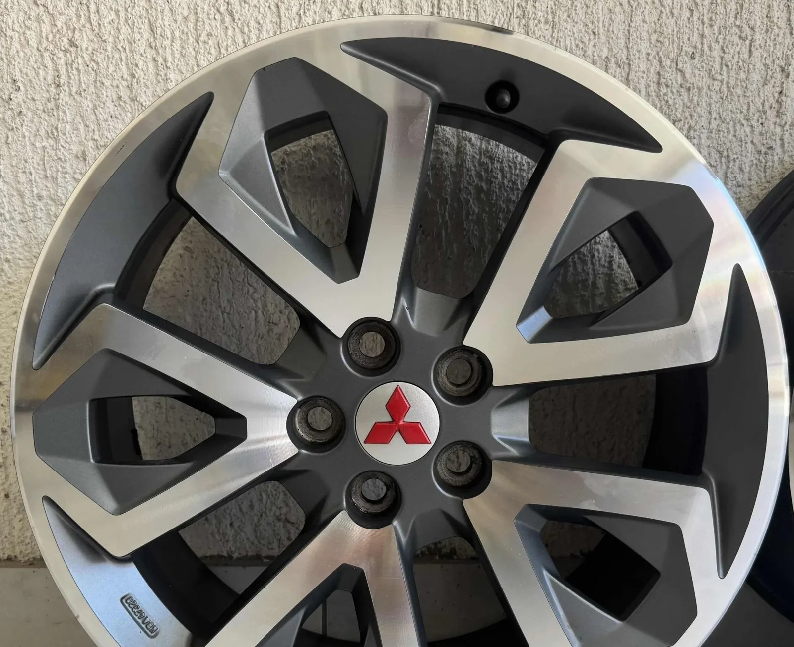 Wheels Mitsubishi 5x114.3 R19