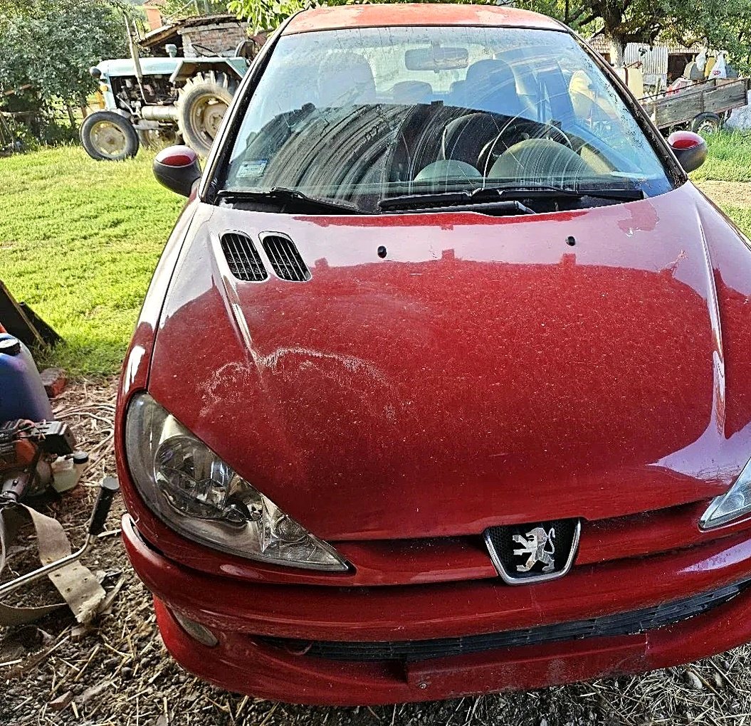 Front bumper, bonnet, wings and headlights Peugeot 206