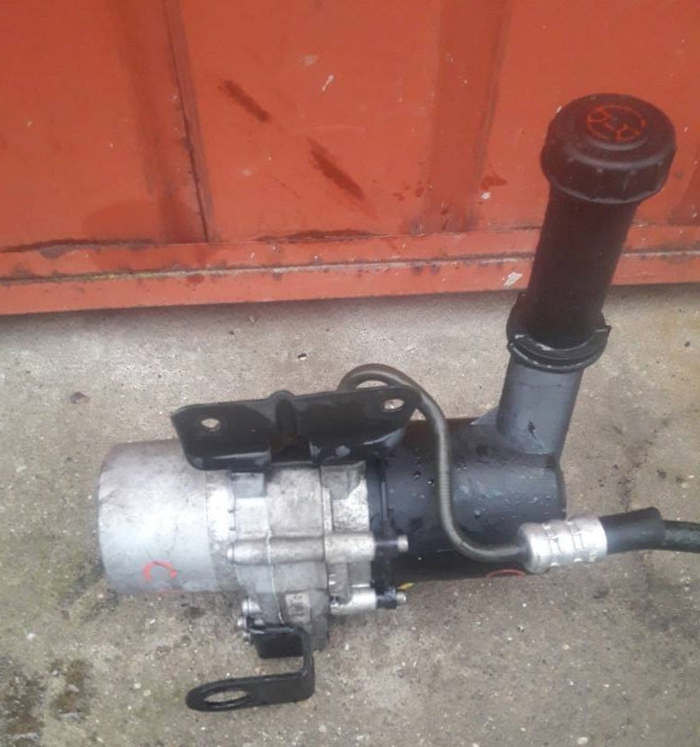 Power steering pump Citroen C4
