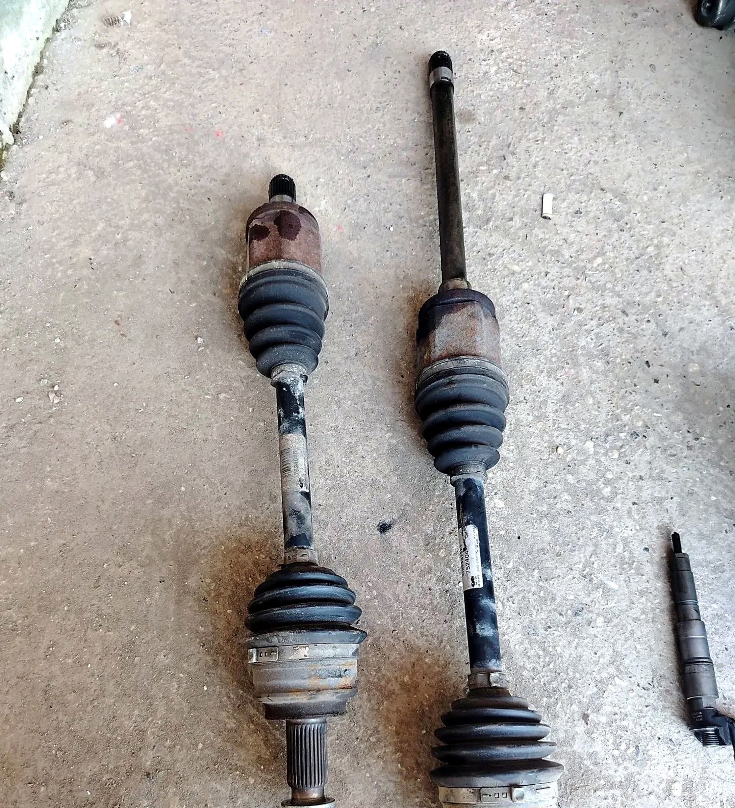 Prednje poluosovine BMW X3 E83