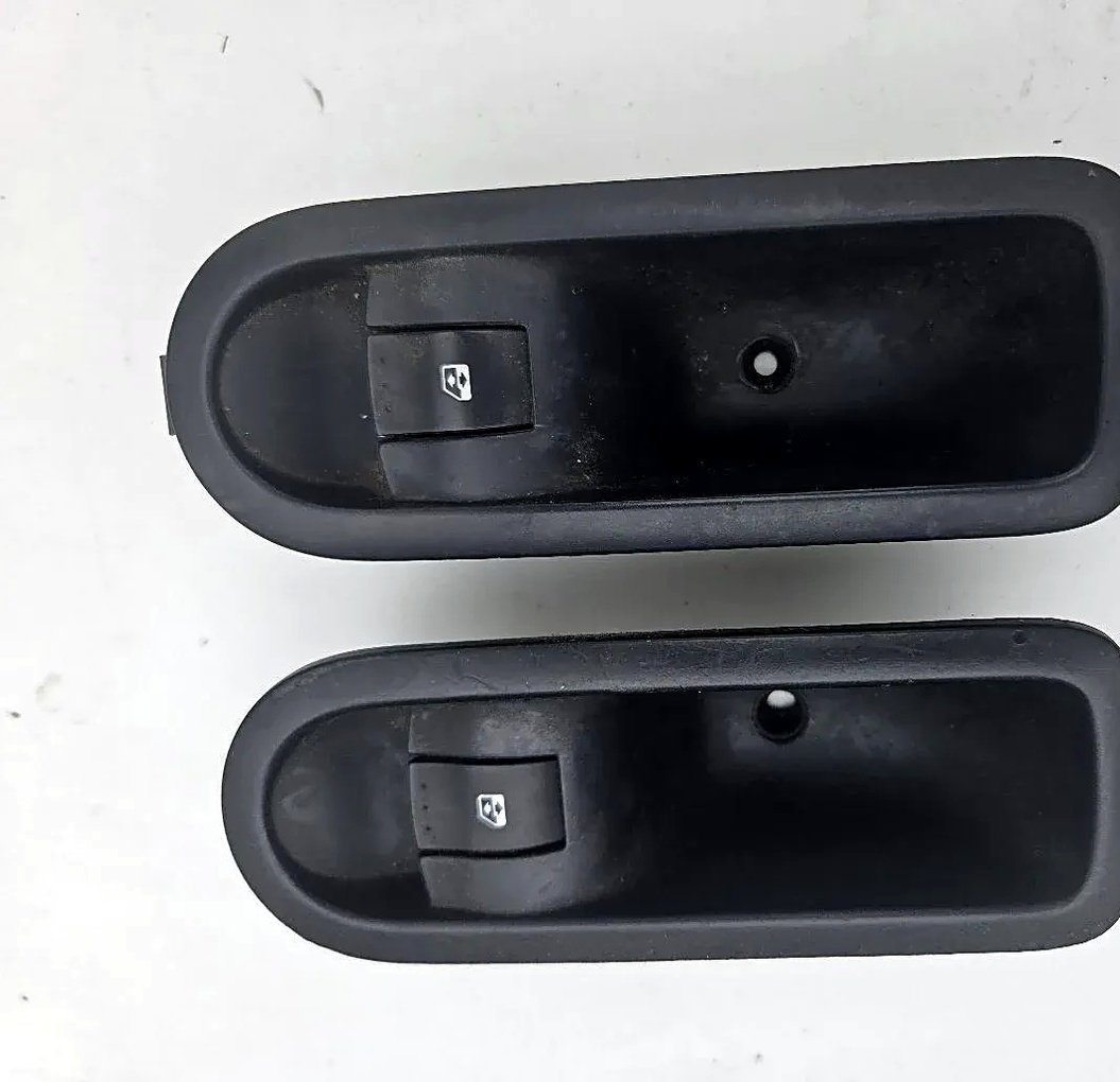 Renault Megane 2 window lift switch