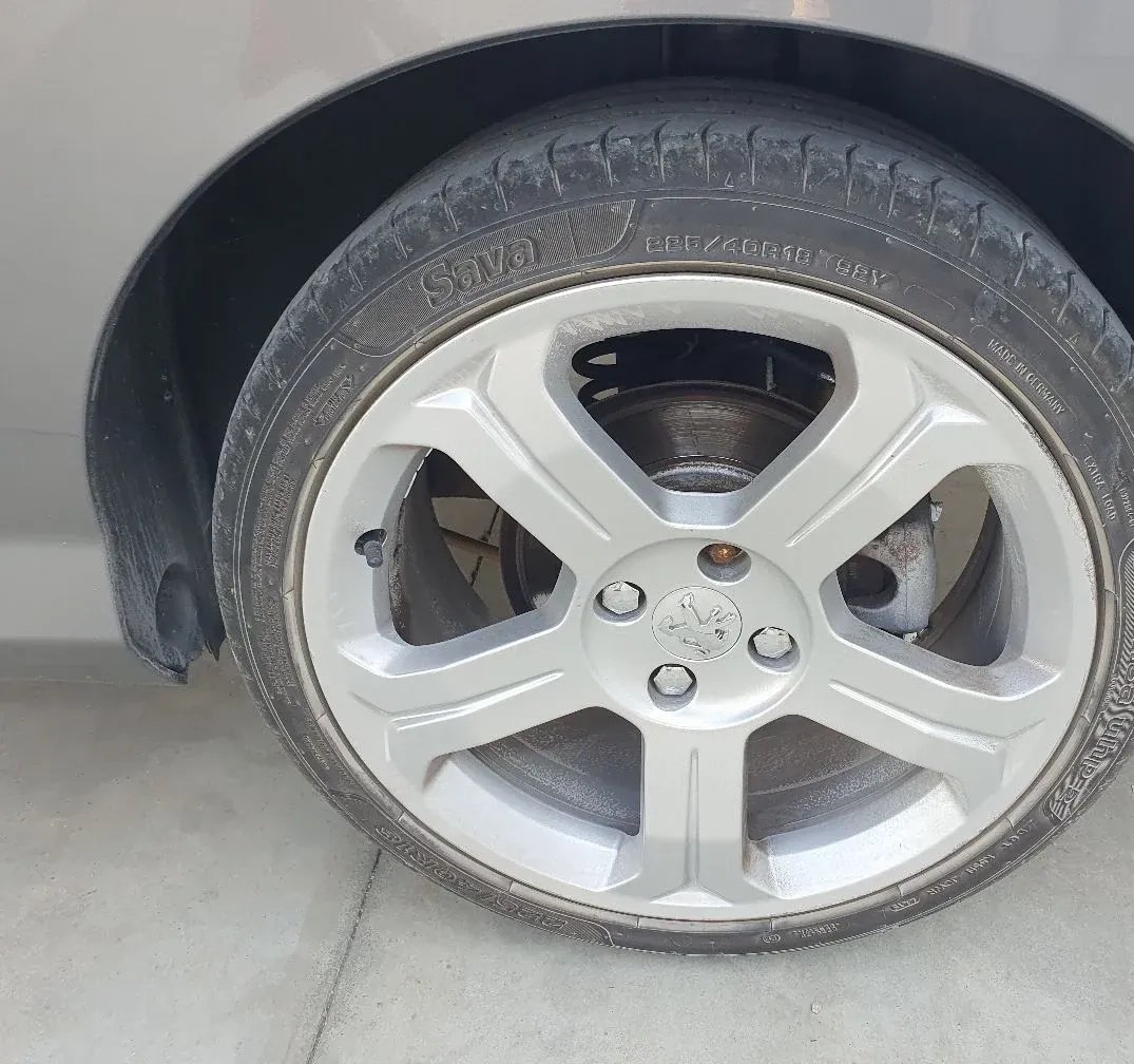 Peugeot 18 aluminijumski točak