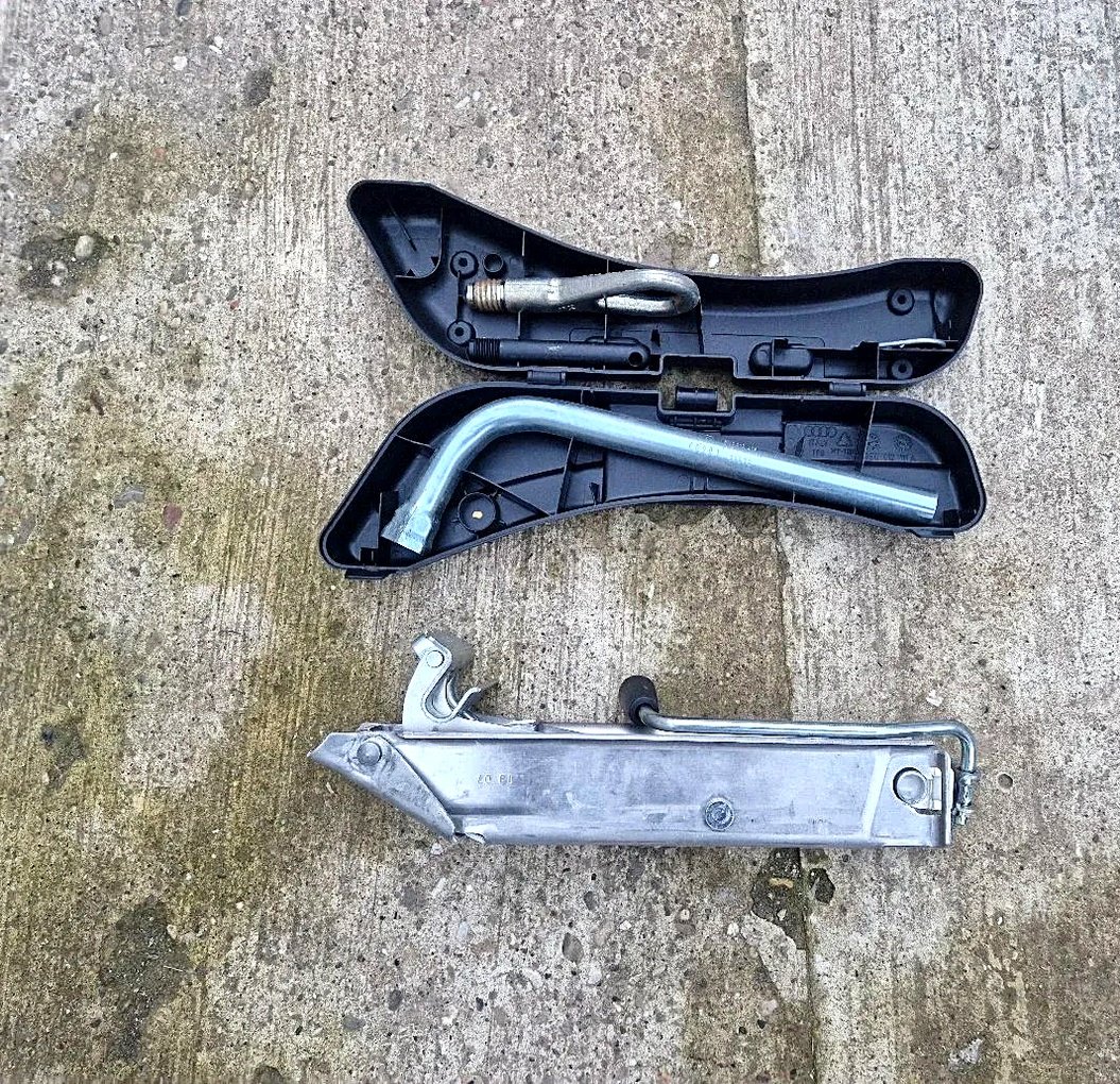 Car jack set Audi A4 B6 B7