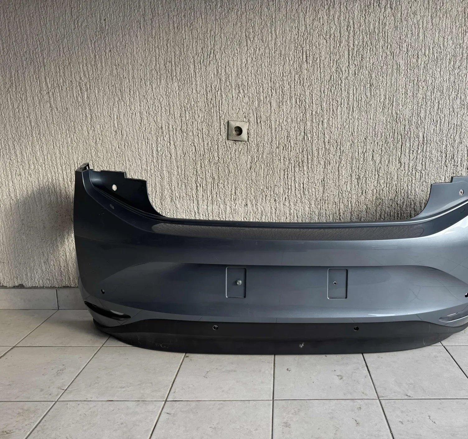Zadnji branik Volkswagen ID.3 10A807421