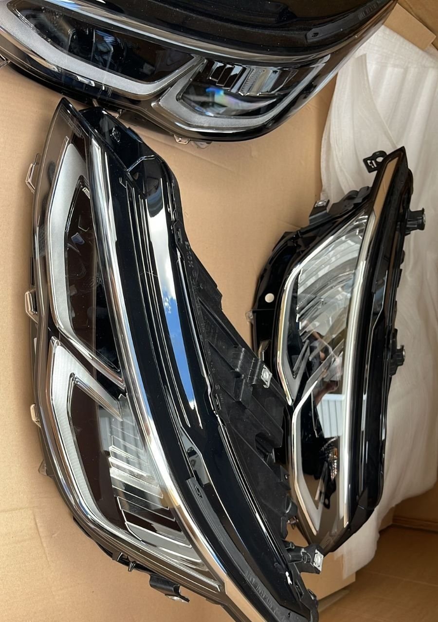 VW Golf 8 LED farovi