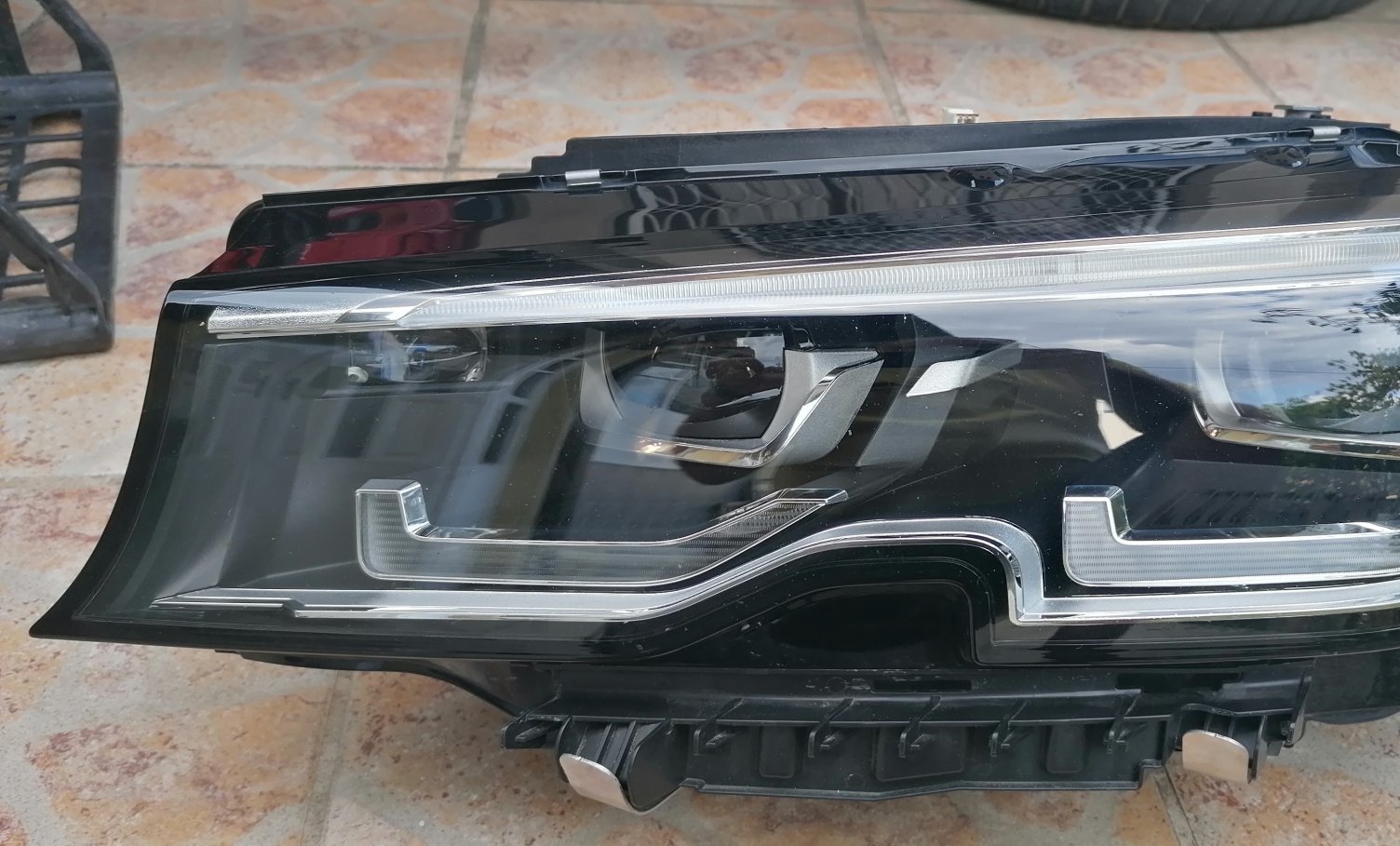 Front left LED headlight BMW G20