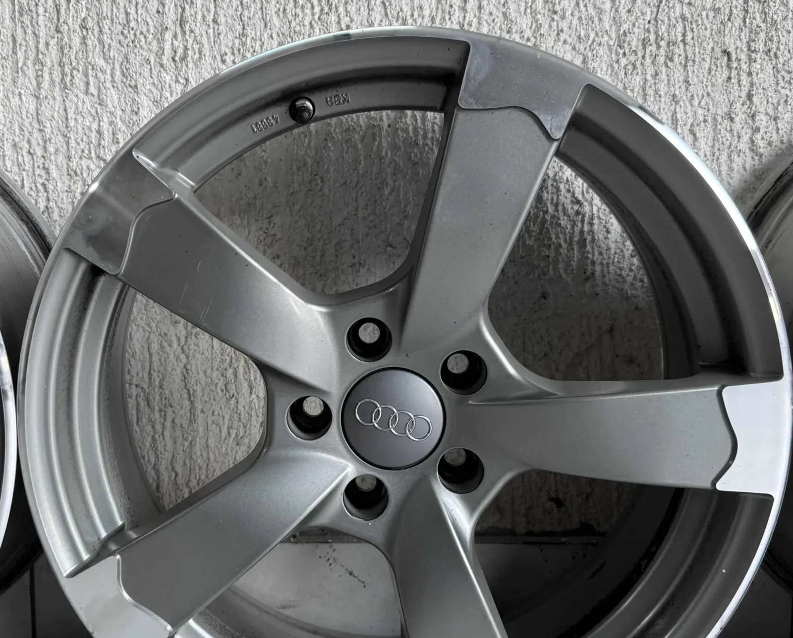 Диски Audi 5x112 R18