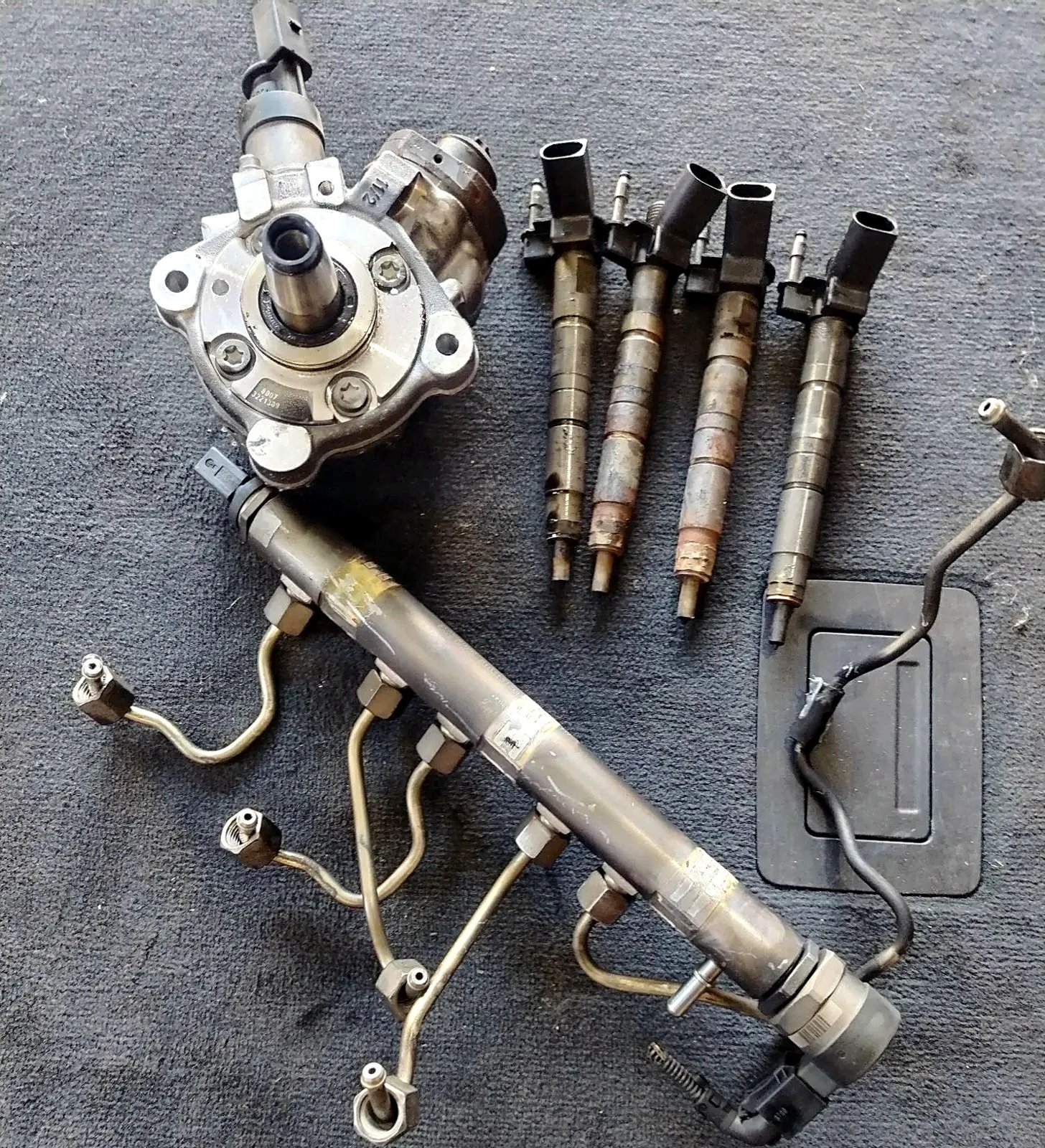 Injection pump and rail BMW N47 177hp