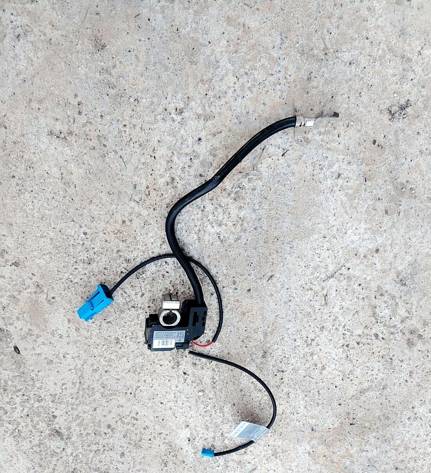 Minus klema BMW E87