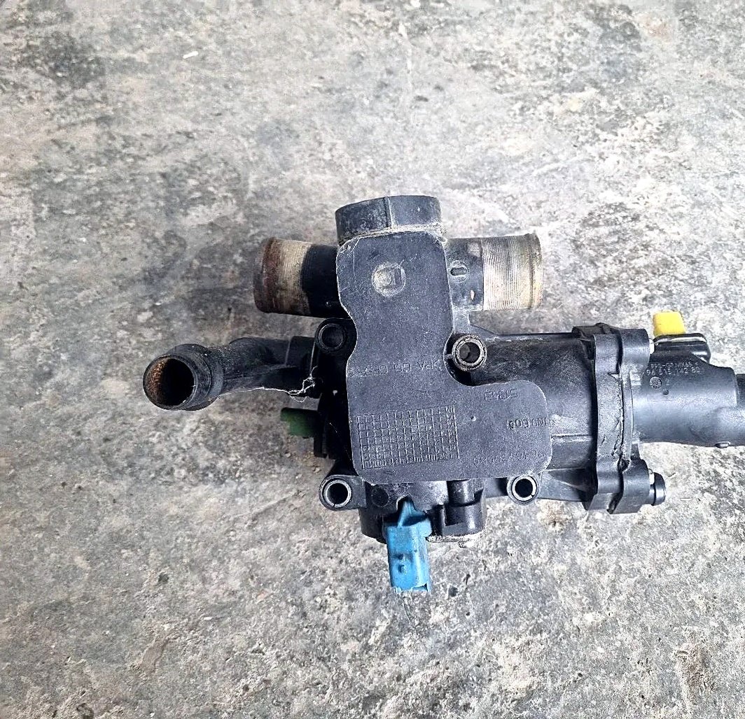 Termostat Peugeot 407 sa 3 dzeka