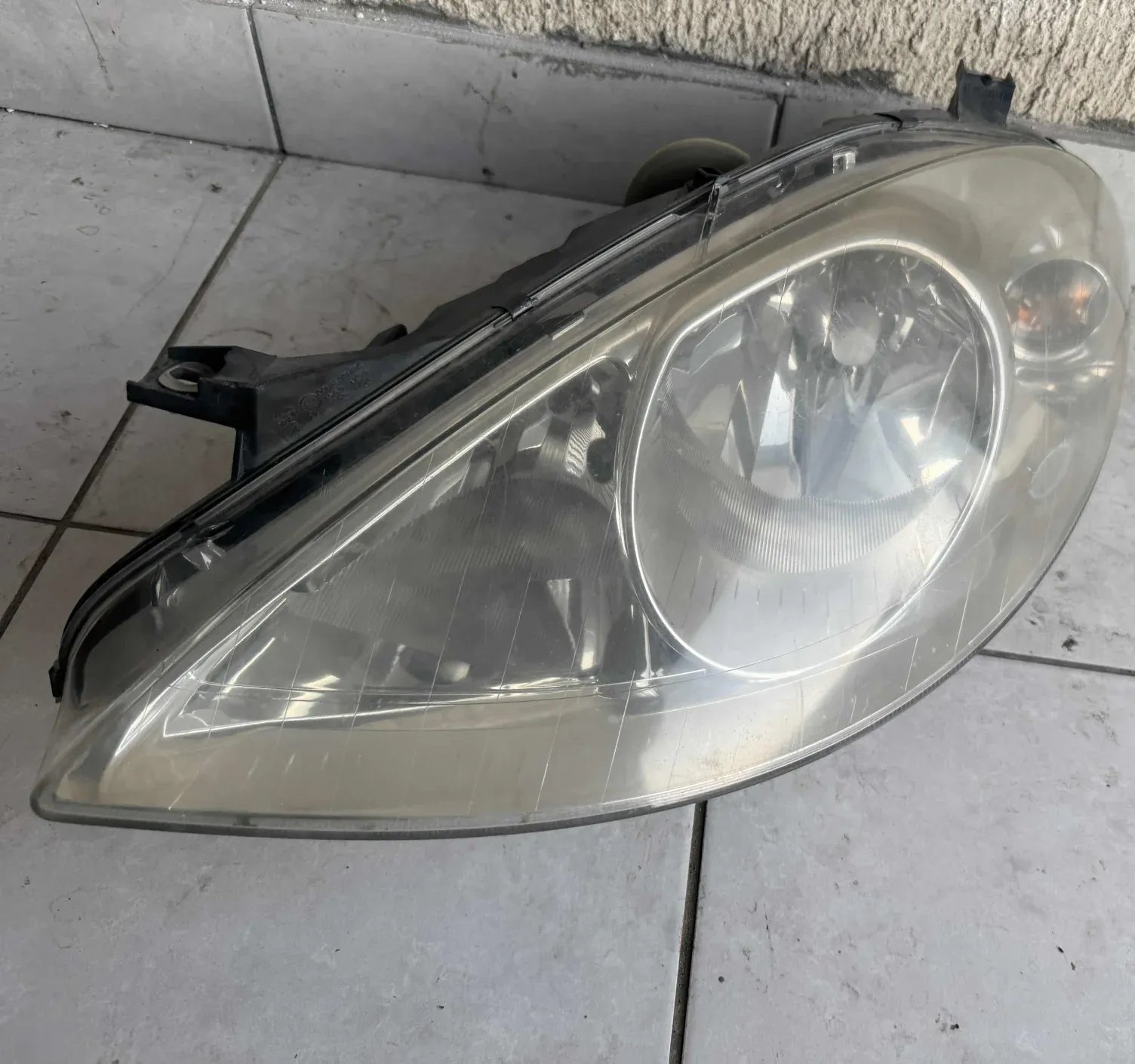 Front left headlight Mercedes A-Class W169 301 197 201