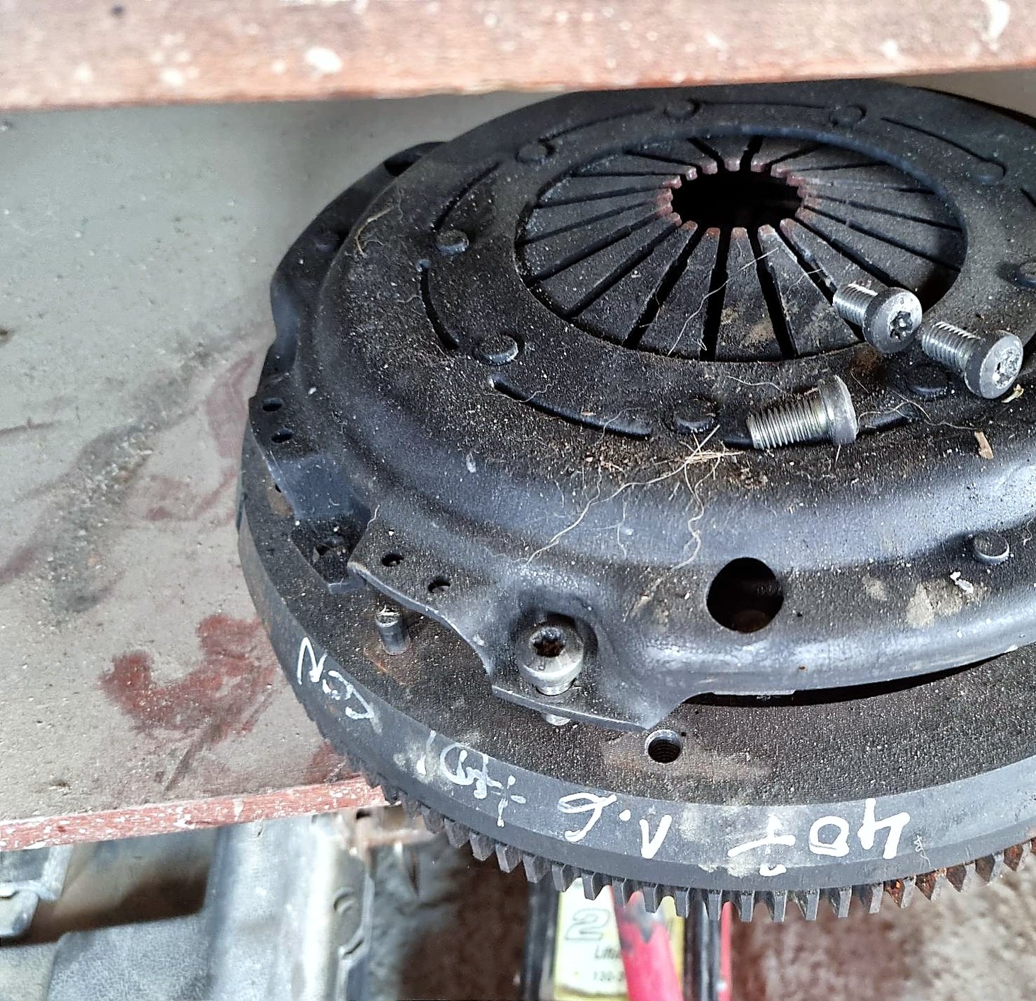 Flywheel Peugeot Citroen 1.6 HDi 80kw Citroen C5 X7 2008
